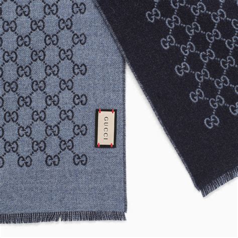 echarpe gucci homme bleu|écharpe en jacquard de laine GG en laine bleue .